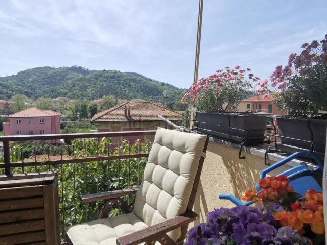 Appartamento in vendita di 80 m² in Via A. Terzi, 101