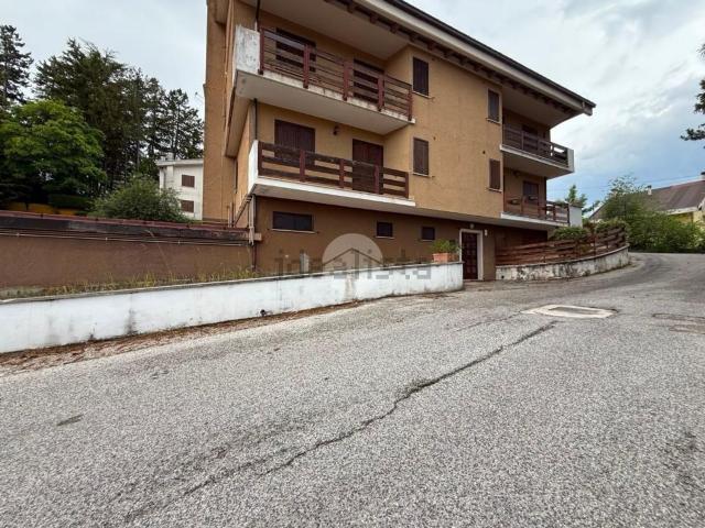 Appartamento in vendita di 80 m² in Via Achille Chiuchiarelli