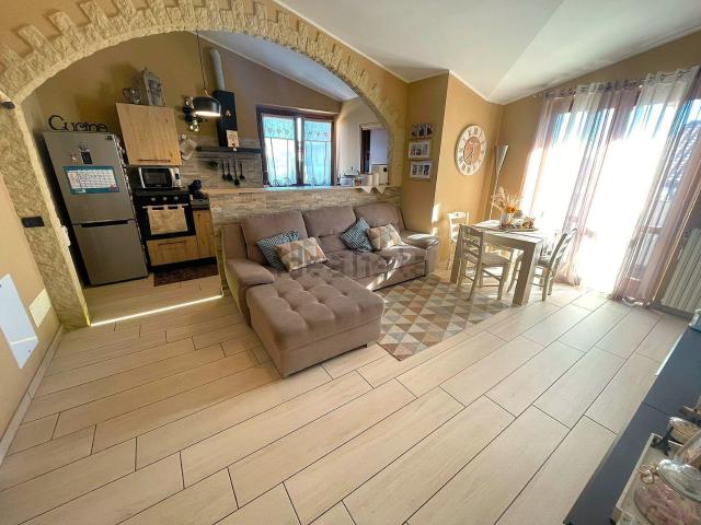 Appartamento in vendita di 80 m² in Via Alessandro Manzoni, 26