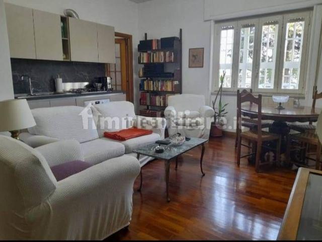 Appartamento in vendita di 80 m² in Via Alessandro Manzoni