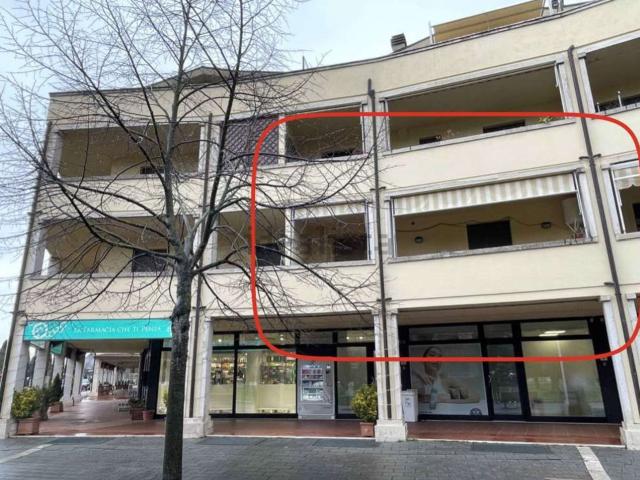 Appartamento in vendita di 80 m² in Via Alessandro del Vita, 31