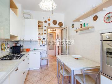 Appartamento in vendita di 80 m² in Via Andrea Costa, 5