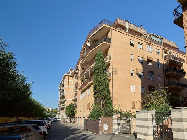 Appartamento in vendita di 80 m² in Via Augusto Armellini, 123