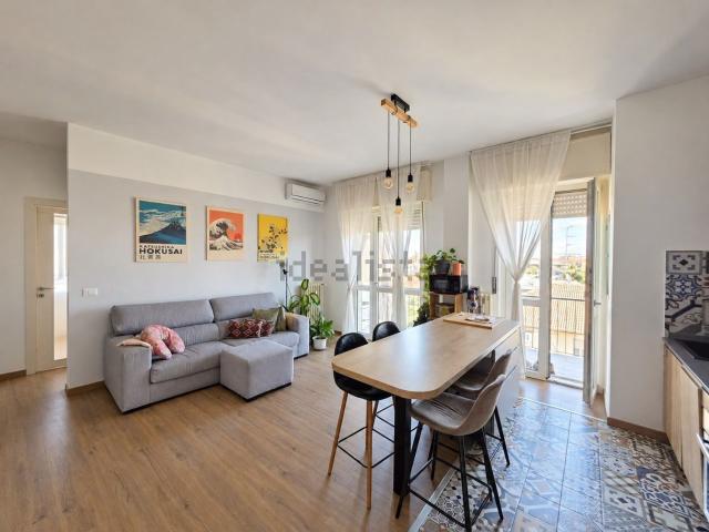 Appartamento in vendita di 80 m² in Via Bengasi, 5