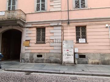 Appartamento in vendita di 80 m² in Via C. Benso di Cavour, 92