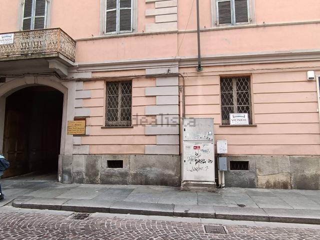 Appartamento in vendita di 80 m² in Via C. Benso di Cavour, 92