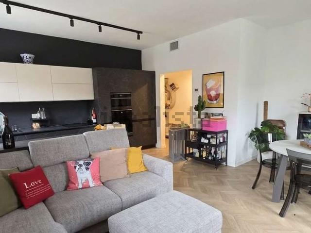 Appartamento in vendita di 80 m² in Via Calzavecchio