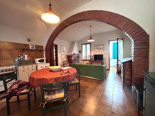 Appartamento in vendita di 80 m² in Via Carviano, 151
