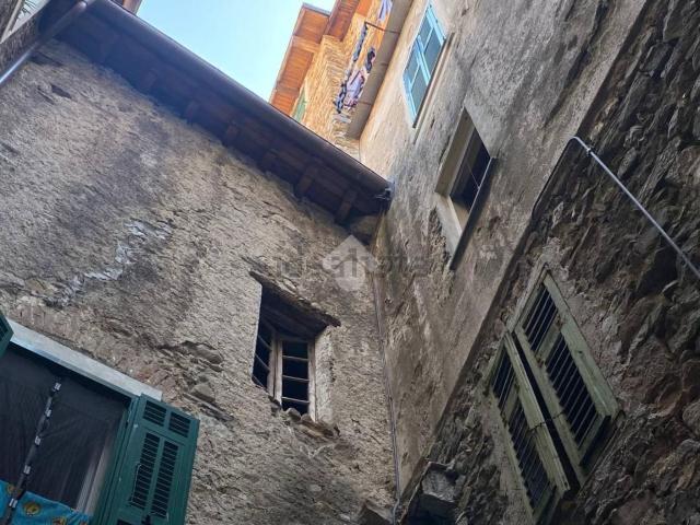 Appartamento in vendita di 80 m² in Via Carriera Piana, 5