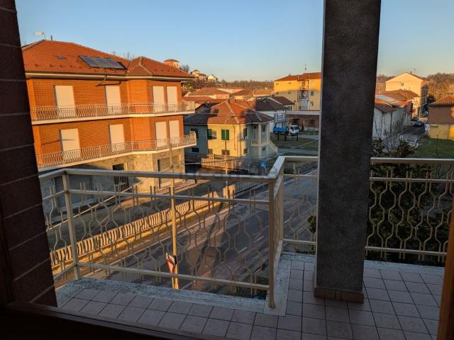 Appartamento in vendita di 80 m² in Via Castellero, 11