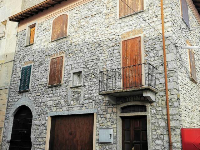 Appartamento in vendita di 80 m² in Via Cavour