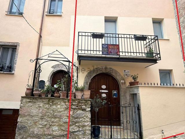 Appartamento in vendita di 80 m² in Via Cavour, 4