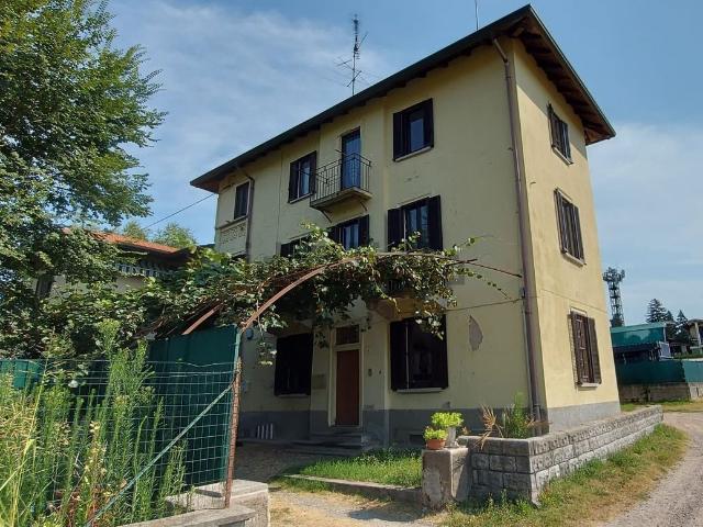 Appartamento in vendita di 80 m² in Via Cesare Battisti