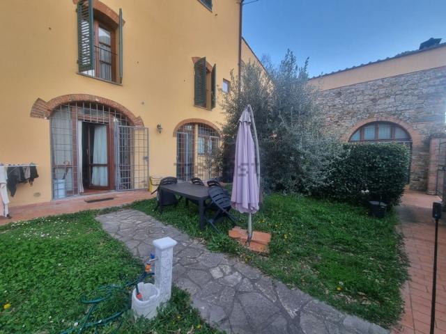 Appartamento in vendita di 80 m² in Via Chiantigiana per Ferrone