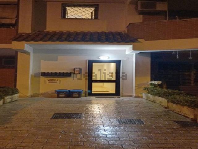 Appartamento in vendita di 80 m² in Via Ciro Nispi Landi, 12