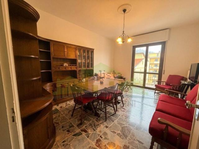 Appartamento in vendita di 80 m² in Via Combattenti d&apos Italia, 22