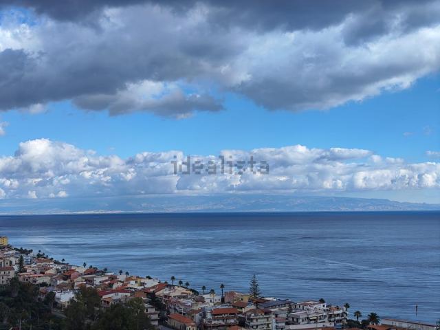 Appartamento in vendita di 80 m² in Via Consolare Valeria