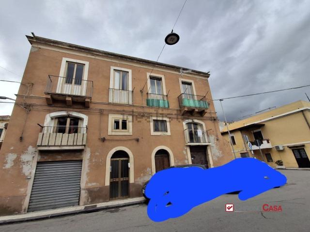 Appartamento in vendita di 80 m² in Via Consolare Valeria, 320