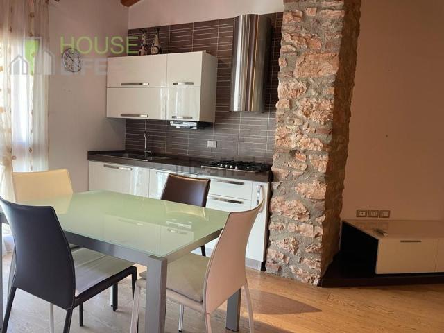 Appartamento in vendita di 80 m² in Via Collareo