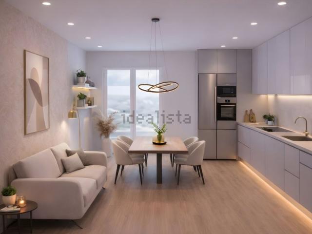 Appartamento in vendita di 80 m² in Via Costantino Cumano, 2
