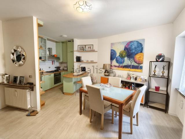 Appartamento in vendita di 80 m² in Via Cotta Carlo