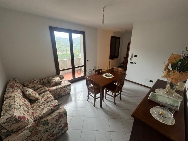 Appartamento in vendita di 80 m² in Via D. Stefanacci