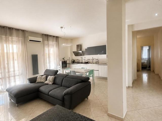 Appartamento in vendita di 80 m² in Via Dante Alighieri