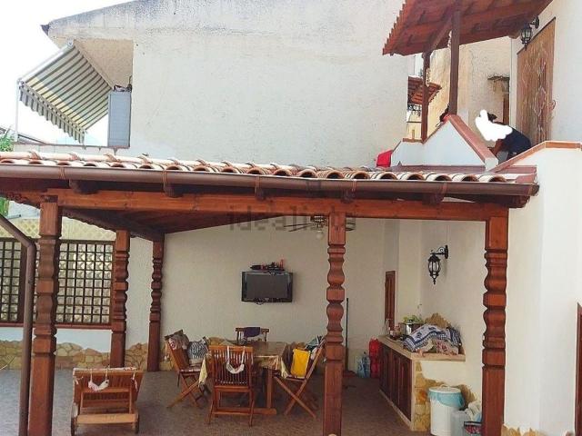 Appartamento in vendita di 80 m² in Via Degli Ulivi