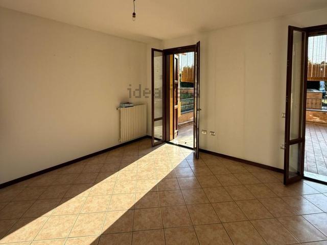 Appartamento in vendita di 80 m² in Via degli Estensi