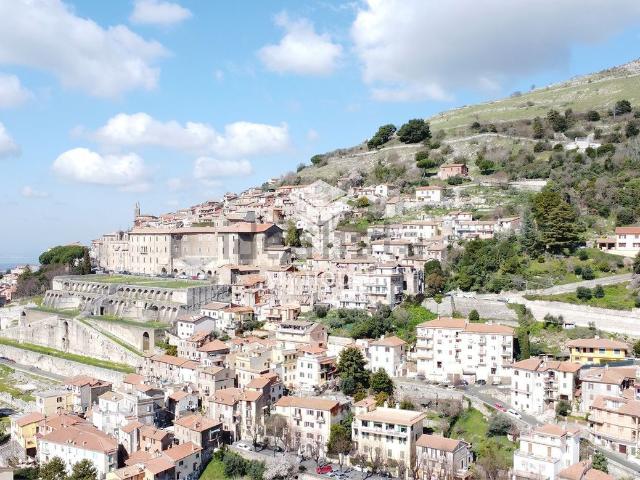 Appartamento in vendita di 80 m² in Via dei Cappuccini, 13