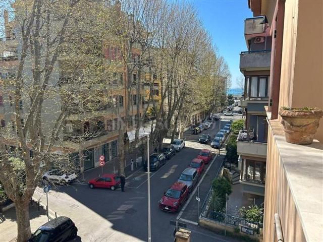 Appartamento in vendita di 80 m² in Via dei Navicellari