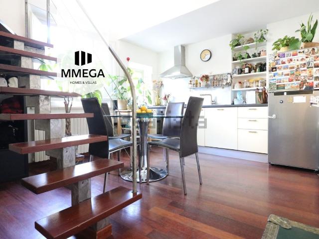 Appartamento in vendita di 80 m² in Via dei Rondinelli
