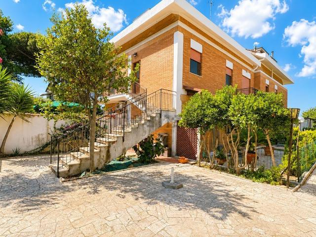 Appartamento in vendita di 80 m² in Via dei Tigli, 27