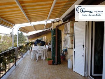 Appartamento in vendita di 80 m² in Via del Cinema