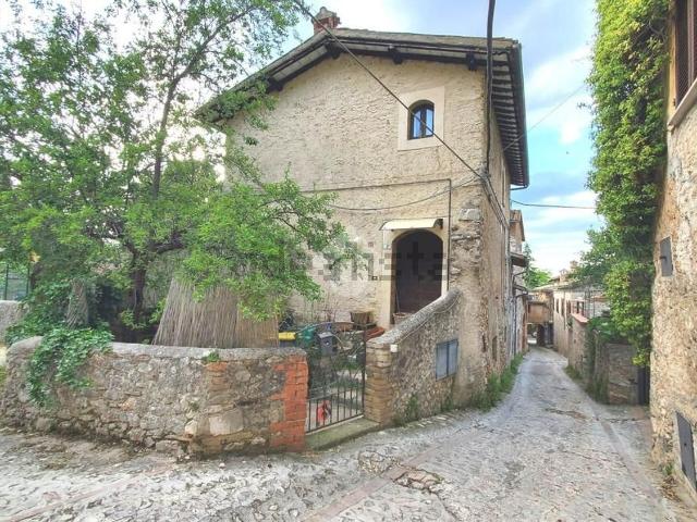 Appartamento in vendita di 80 m² in Via del Borghetto, 1
