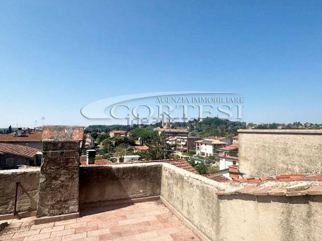 Appartamento in vendita di 80 m² in Via dell&apos  Iride