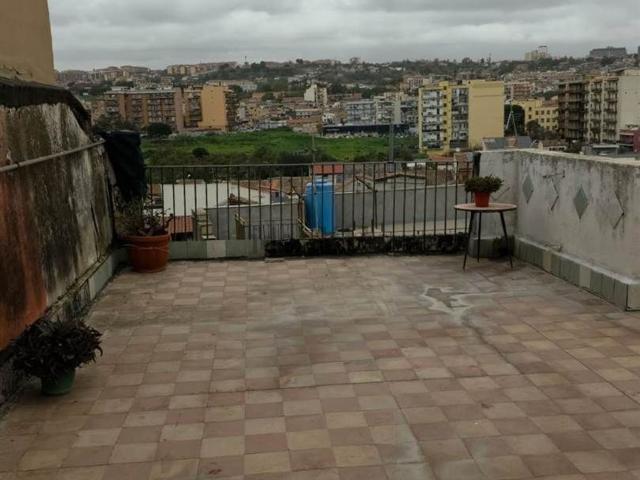 Appartamento in vendita di 80 m² in Via dell&apos Oro, 107