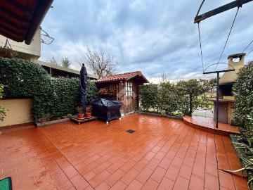 Casini Quarrata, Via Buia Pistoia, Candeglia