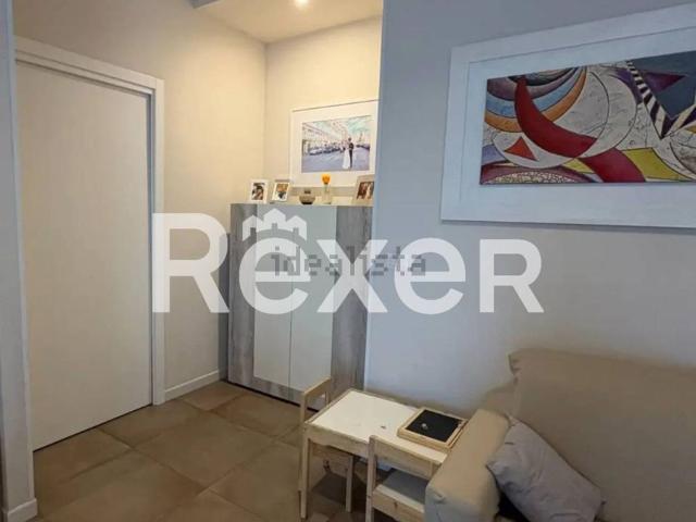 Appartamento in vendita di 80 m² in Via della Costituzione, 23
