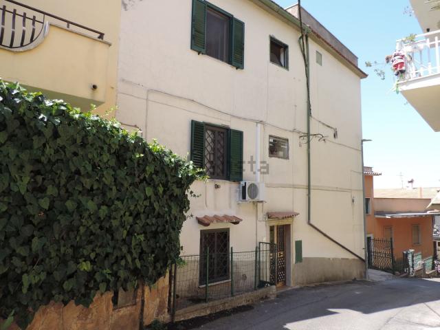 Appartamento in vendita di 80 m² in Via della Croce