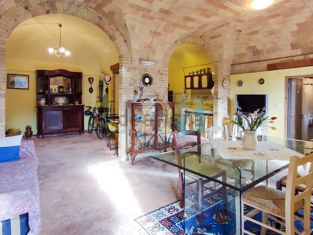 Appartamento in vendita di 80 m² in Via della Fonte