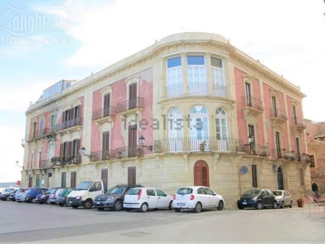 Appartamento in vendita di 80 m² in Via della Maestranza