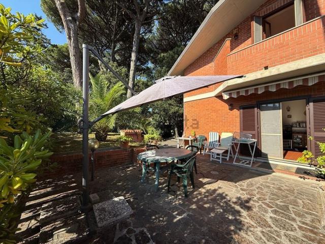 Appartamento in vendita di 80 m² in Via delle Abetelle, 71