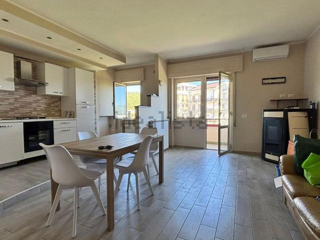 Appartamento in vendita di 80 m² in Via delle Betulle, 13