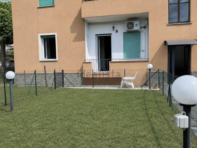 Appartamento in vendita di 80 m² in Via delle Medaglie D&apos Oro, 1