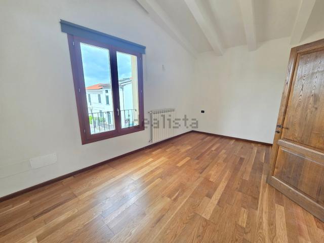 Appartamento in vendita di 80 m² in Via delle Molina