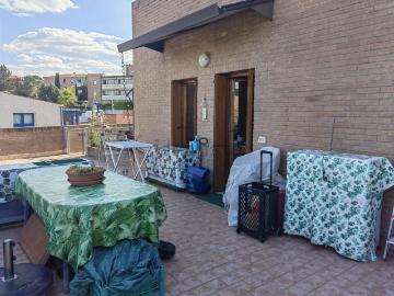 Appartamento in vendita di 80 m² in Via di Petroio, 53019