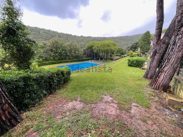 Appartamento in vendita di 80 m² in Via di Poggio alle Mandrie