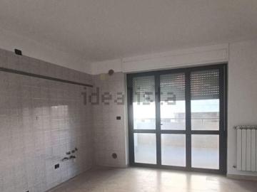 Appartamento in vendita di 80 m² in Via di Sotto