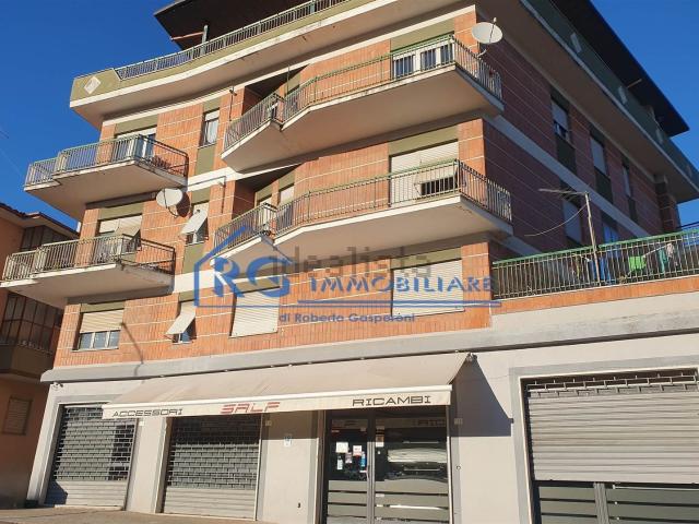 Appartamento in vendita di 80 m² in Via Divino Amore, 861